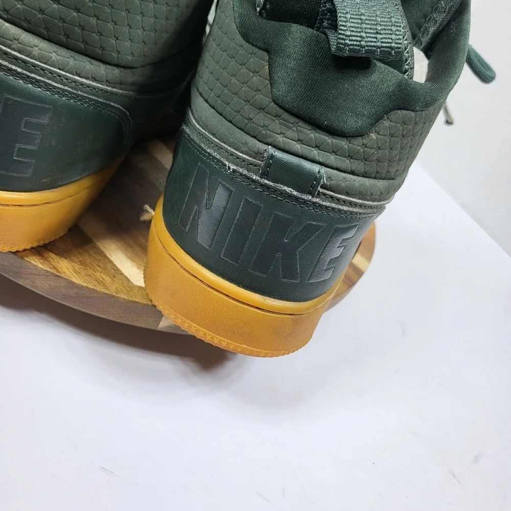 Nike Men Court Borough Mid Winter Outdoor Green Weather Resistant Sneakers Sz 12